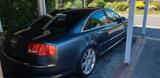Audi S8 5.2 tiptronic quattro - - Audi S8 mit Benzin-Antrieb: Limousine, 5.2