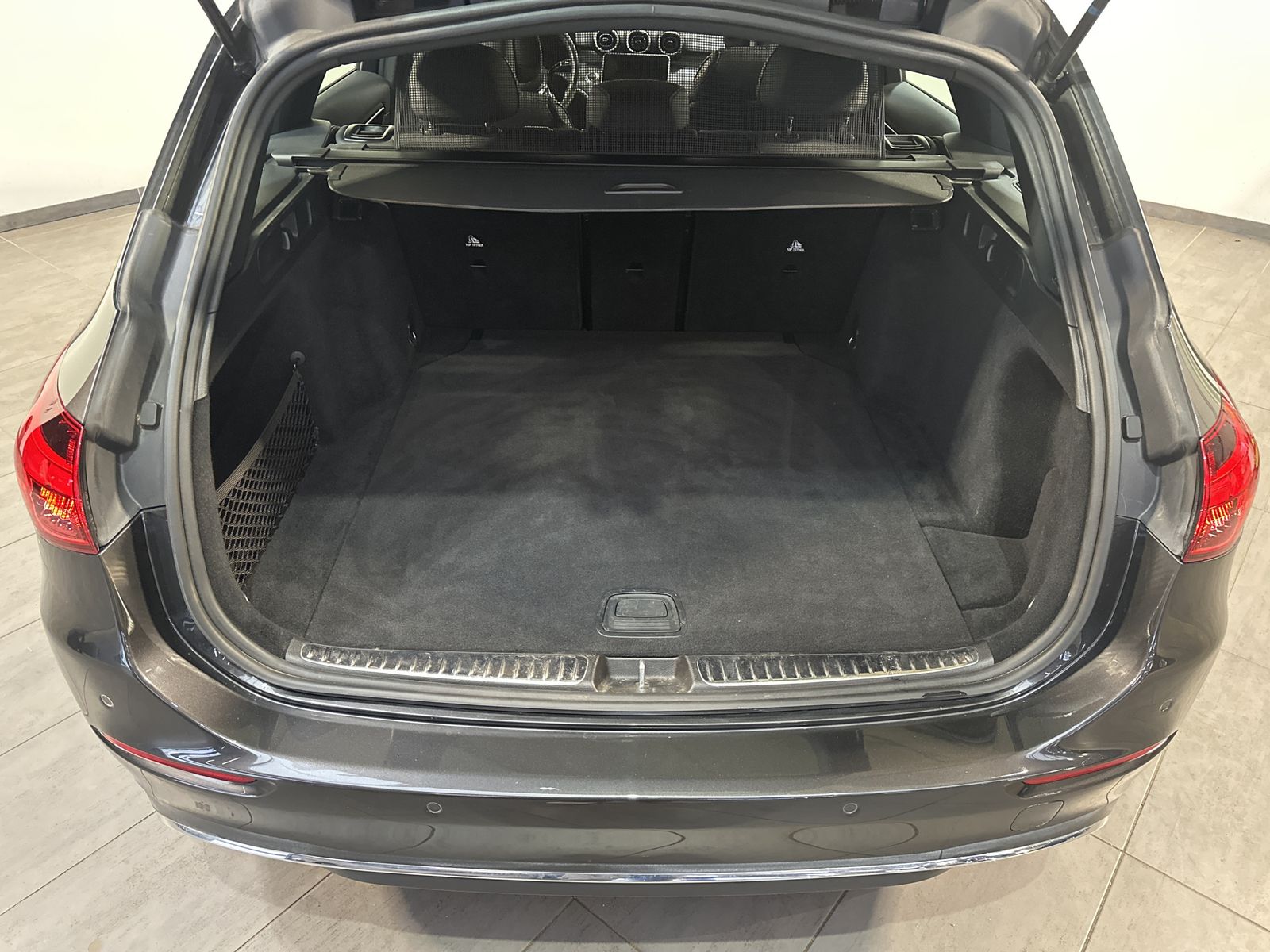 Fahrzeugabbildung Mercedes-Benz C 200d T Avantgarde NAV+LED+KAM+VC+BURMESTER+ACC