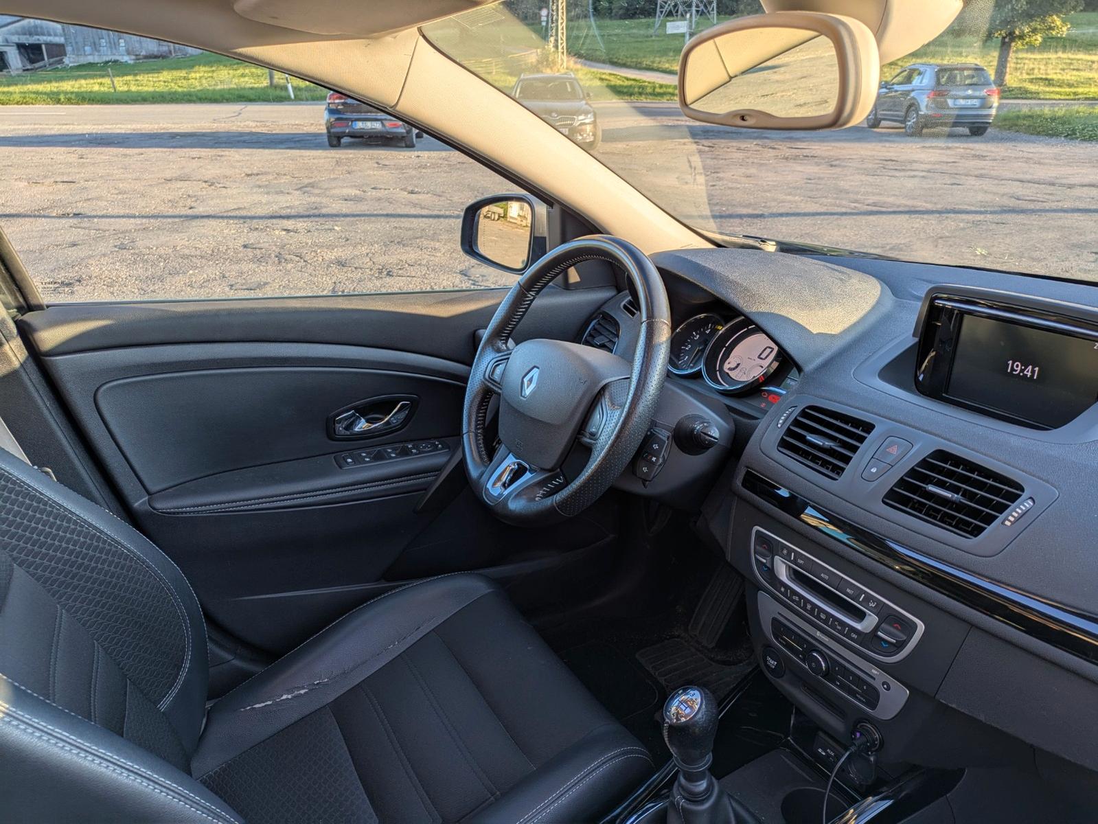 Renault Megane 2015 — photo 6