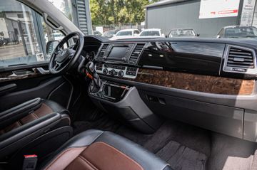 Fahrzeugabbildung Volkswagen T6 Multivan Highline|KÜHLBOX||DYNAUDI|LEDER|FULL