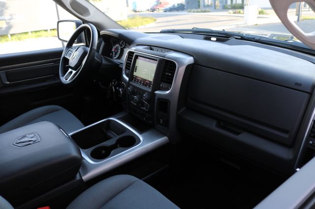 RAM 1500 5.7 V8 Crew Cab Black/PANO/KAMERA/NAVI – Vorschau 33