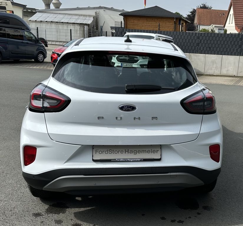 Fahrzeugabbildung Ford Puma Titanium Hybrid