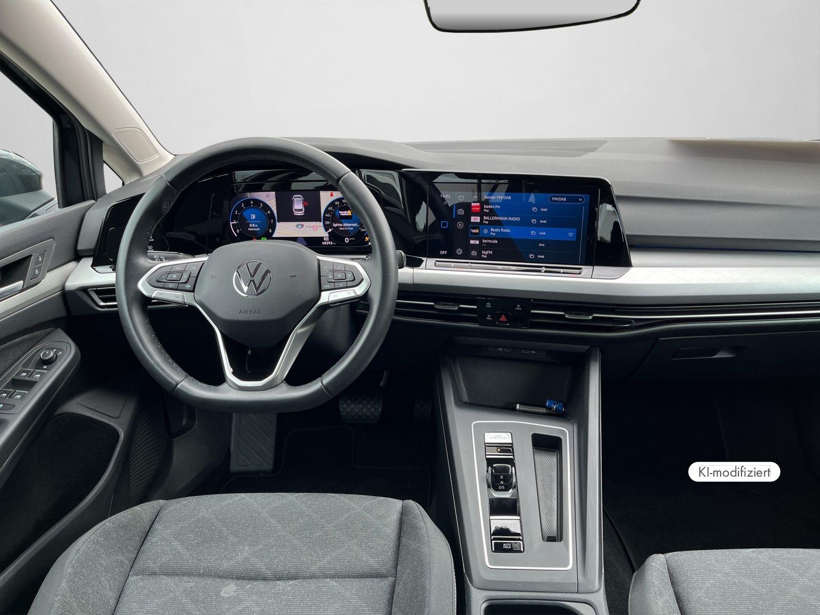 Volkswagen Golf VIII Variant 1,0 TSI DSG NAVI/Lane Assist/L, миниатюра 3