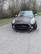 MINI Cooper Clubman Cooper Essential Trim Automat... - MINI Clubman Serie von privat