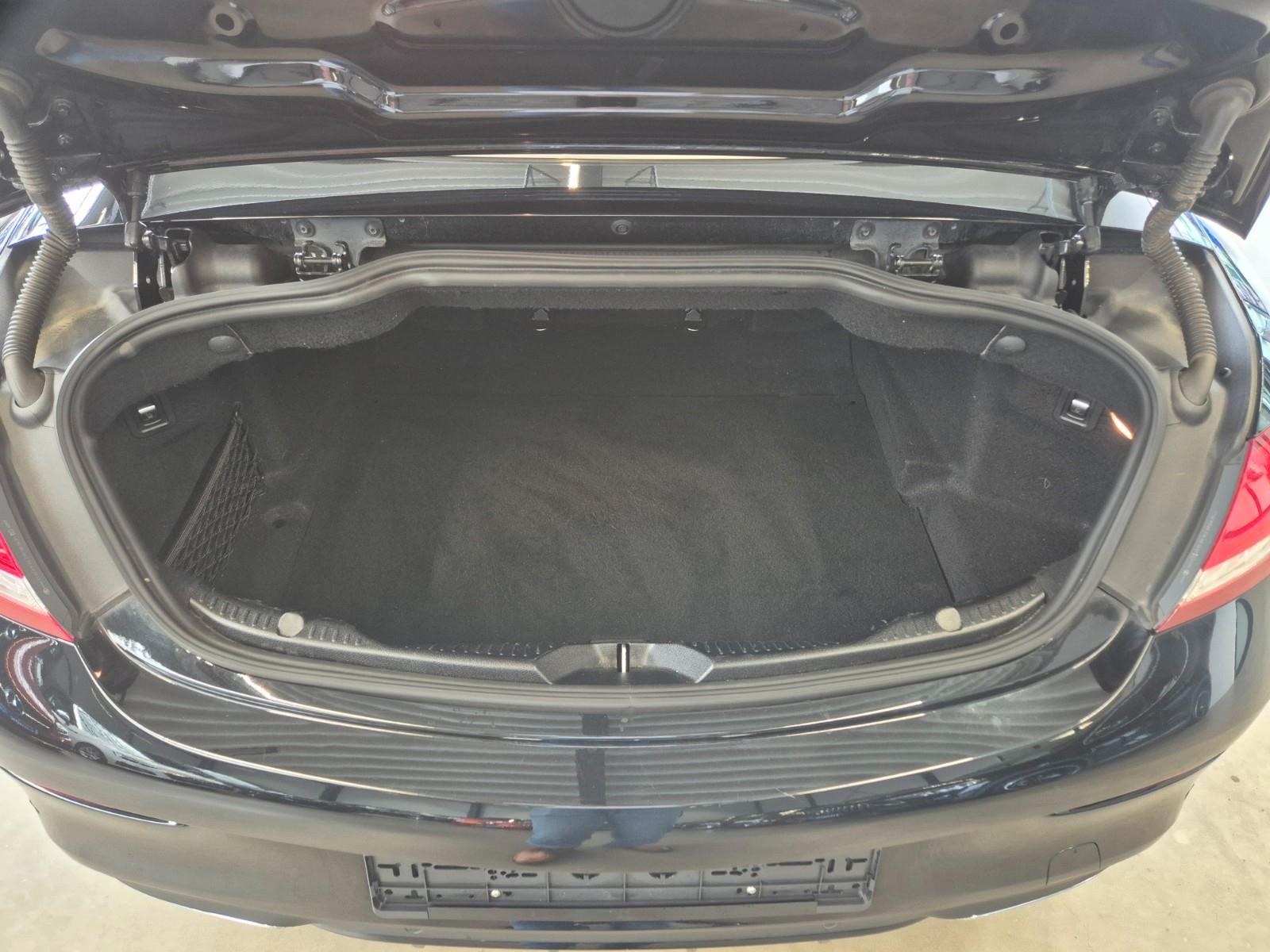 Mercedes-Benz C 180 CABRIO AMG LINE NAVI LED SHZ 360CAM DISTRO