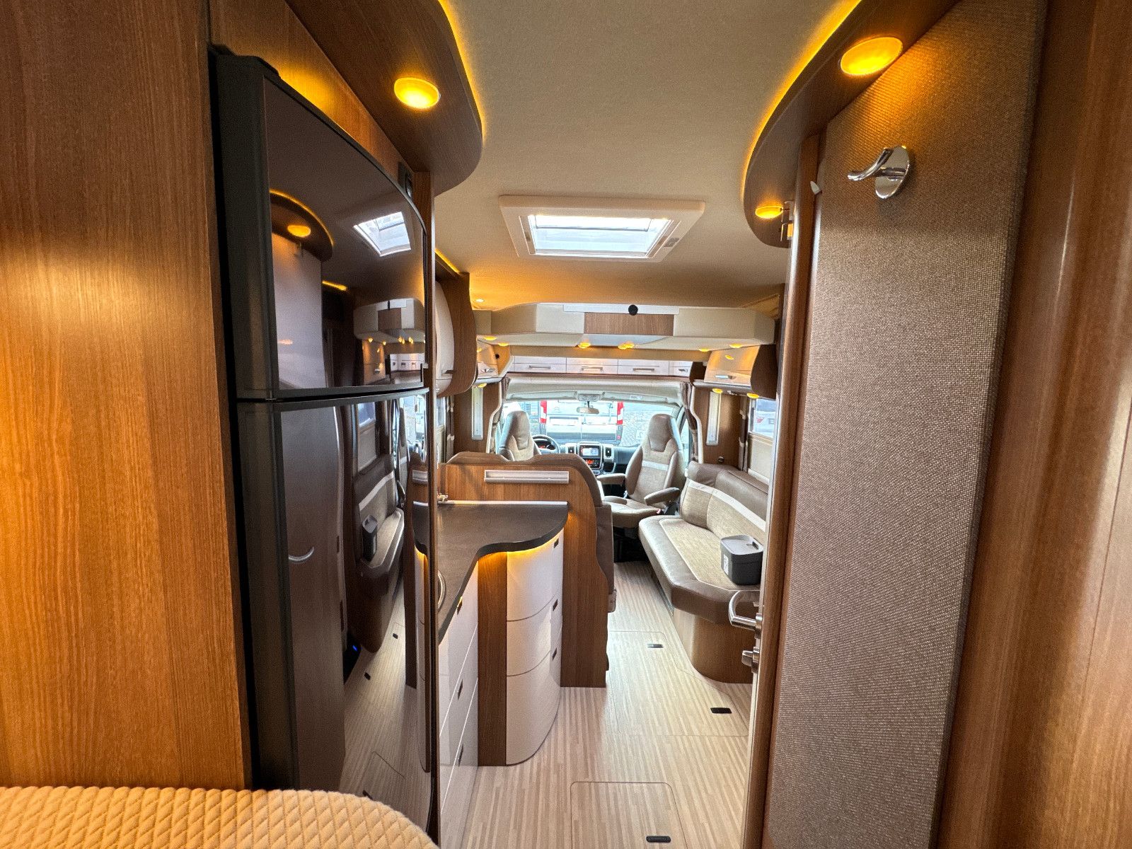 Fahrzeugabbildung Carthago C-Tourer T 148 LE H SOLAR TV SAT HUBBETT KAMERA