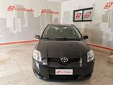 Toyota Auris 2.0 D-4D 5 porte Sol - Toyota Auris Sol mit Diesel-Antrieb