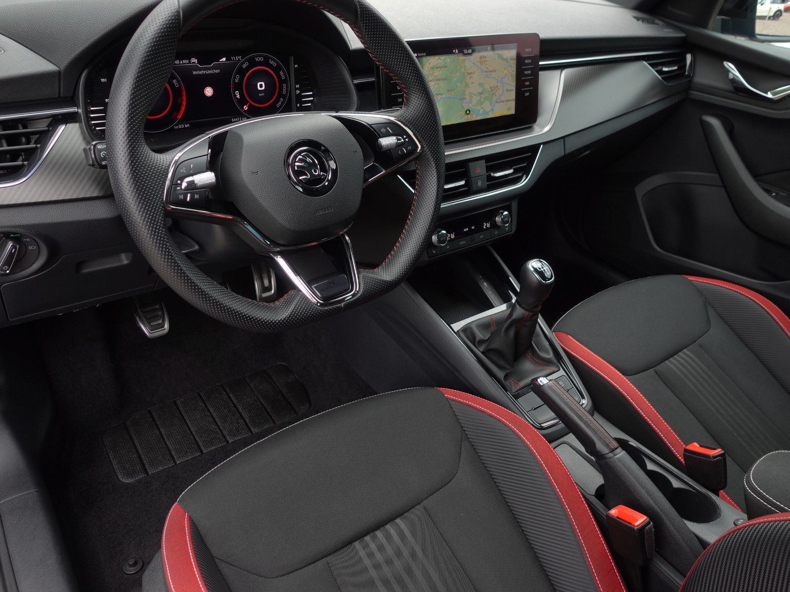 Fahrzeugabbildung SKODA Scala 1.5 TSI MONTE CARLO Pano Navi RFK CarPlay