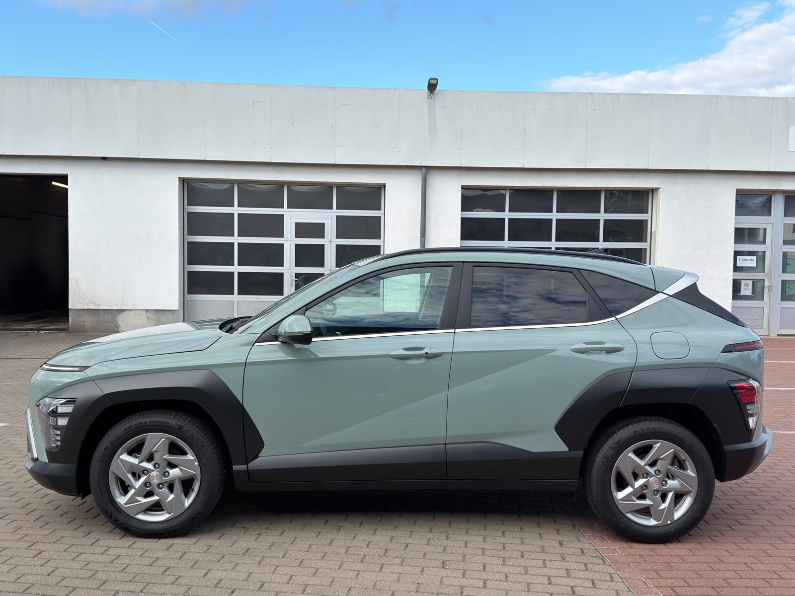 Fahrzeugabbildung Hyundai KONA 1.6 T-GDI Trend *Navi*CarPlay*ACC*LED*RFK*