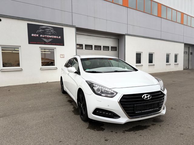 Hyundai i40 cw Family +, CarPlay, Lenkradheizung