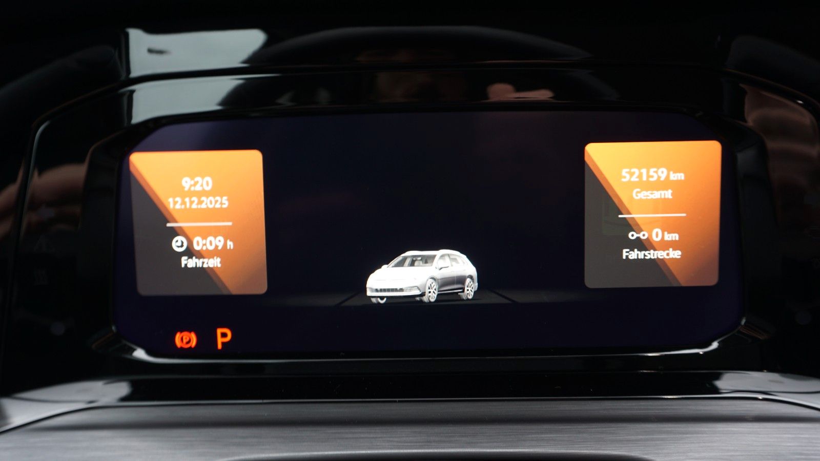 Fahrzeugabbildung Volkswagen Golf VIII Variant Style, Navi,LED,HUD,Kamera +WR