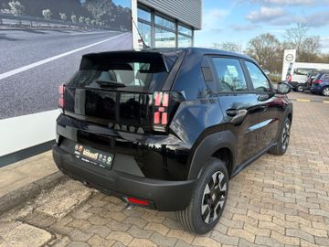 Fahrzeugabbildung Fiat Grande Panda 1.2 Hybrid Business Edit. Icon Navi