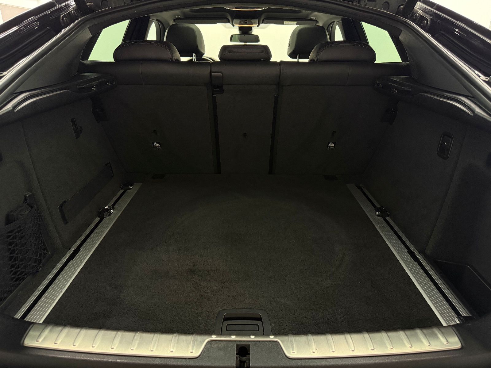 Fahrzeugabbildung BMW X6 xDrive 30 d M SPORT/LED/ACC/H&K/AHK/eGSD