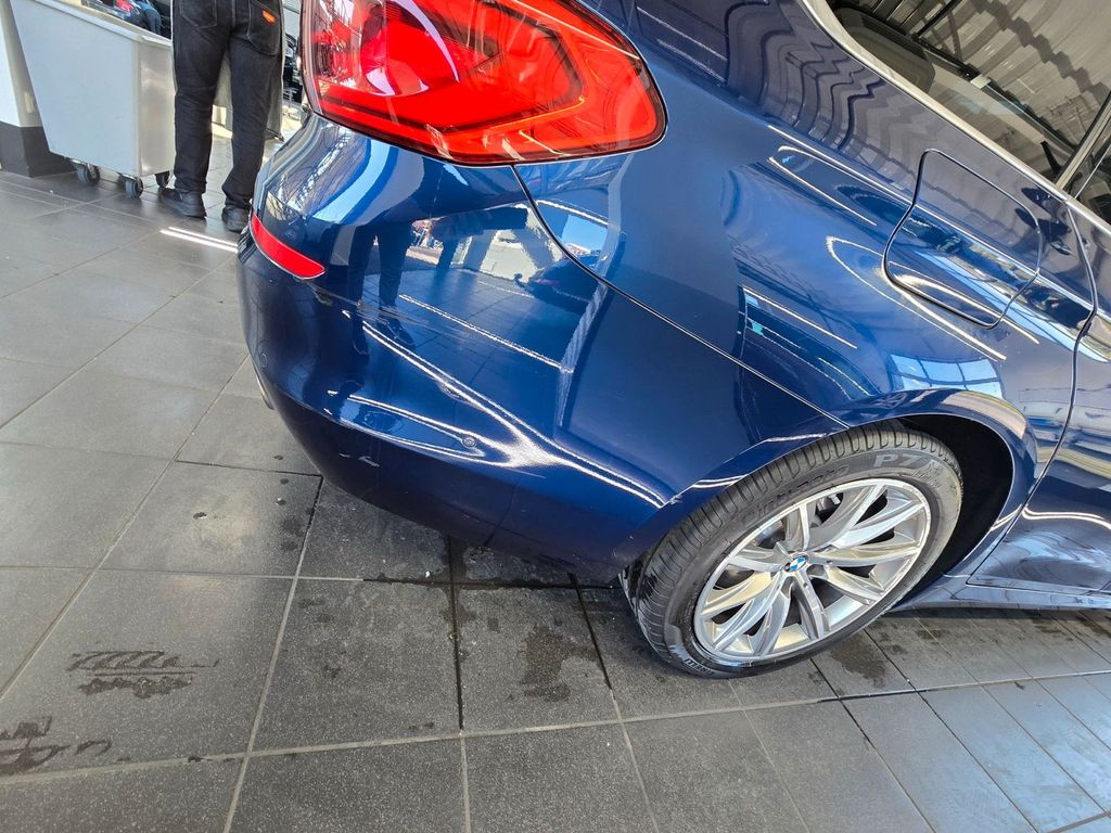 Image of BMW 530