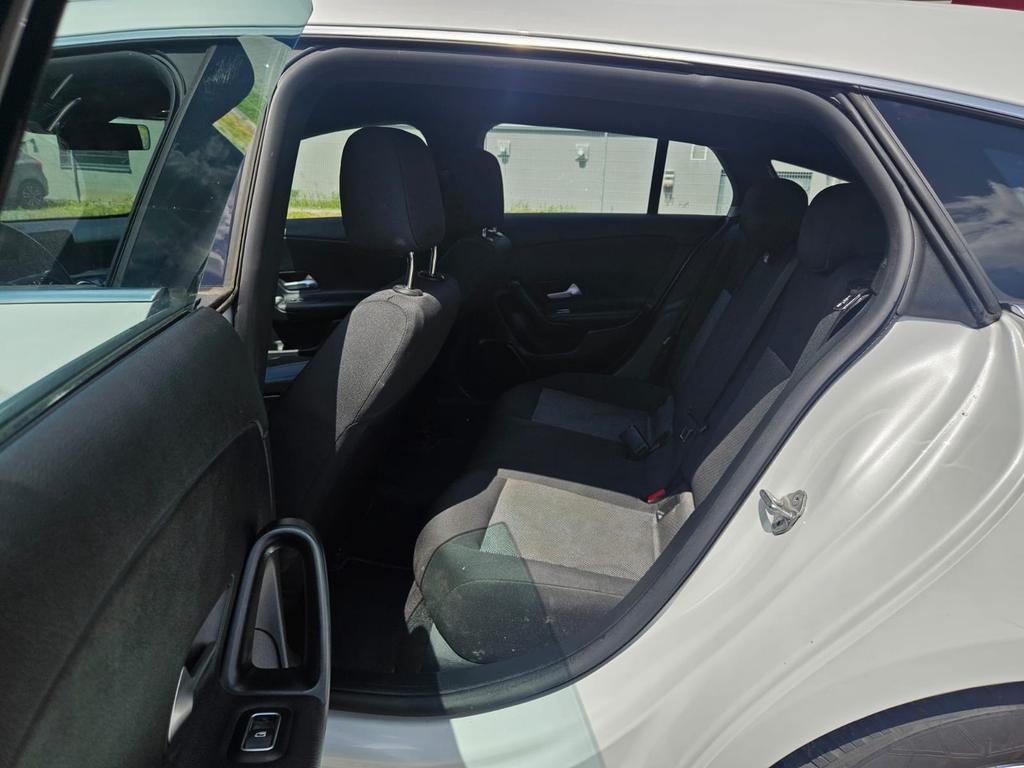 Mercedes-Benz CLA 180 Shooting Brake