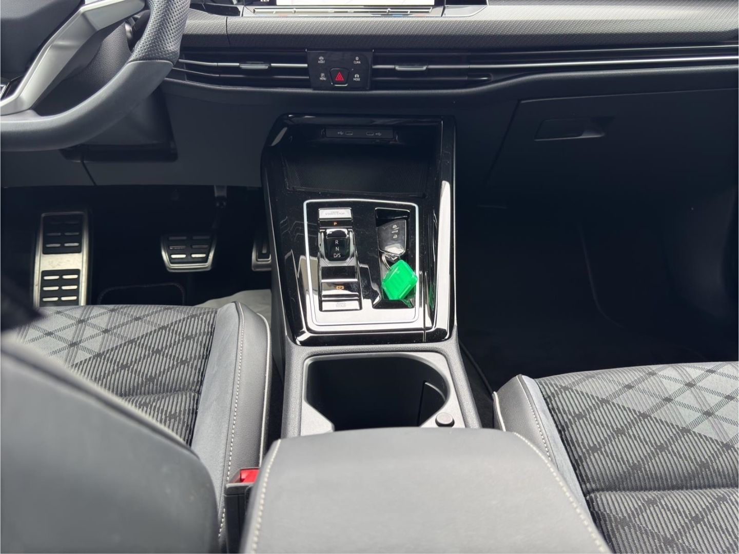 Golf Variant Mildhybrid VIII 1.5 eTSI R-Line DSG