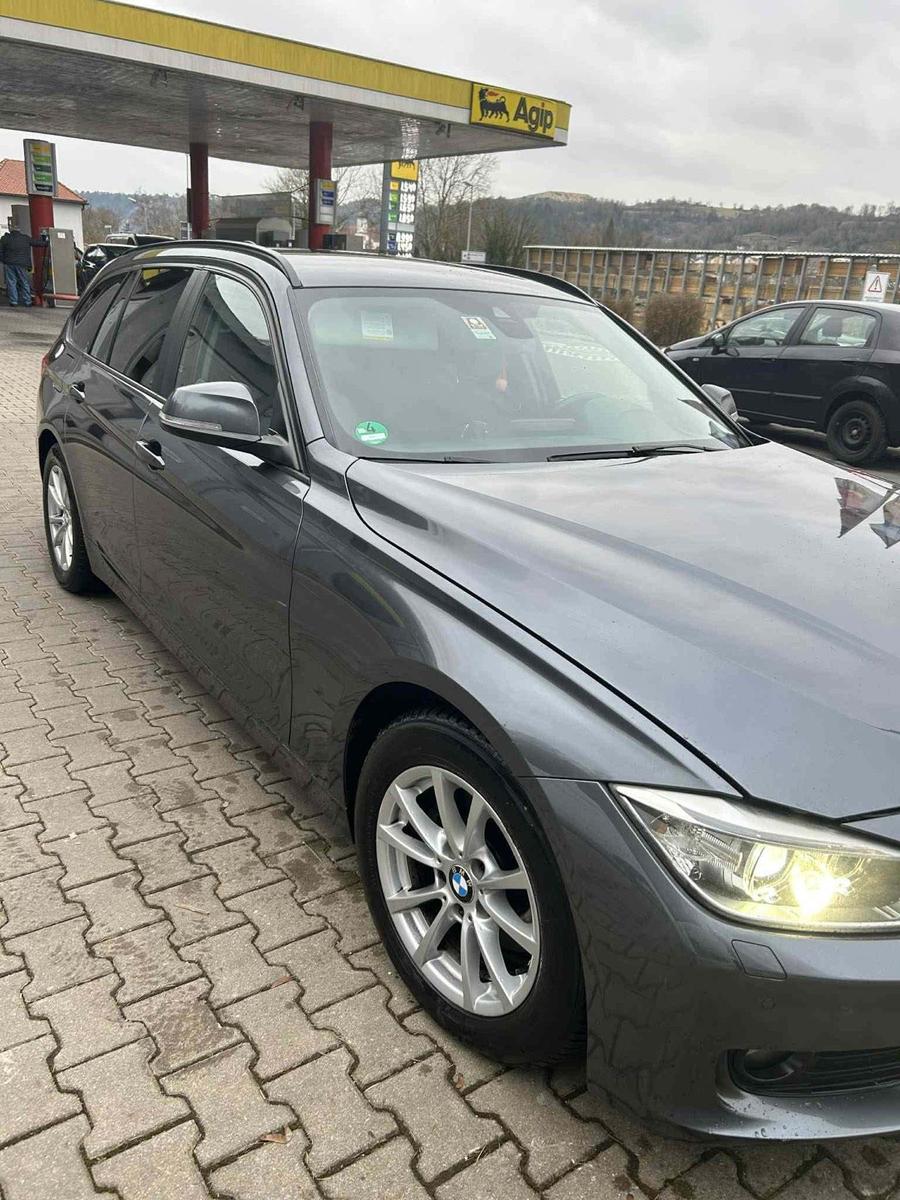 BMW 320