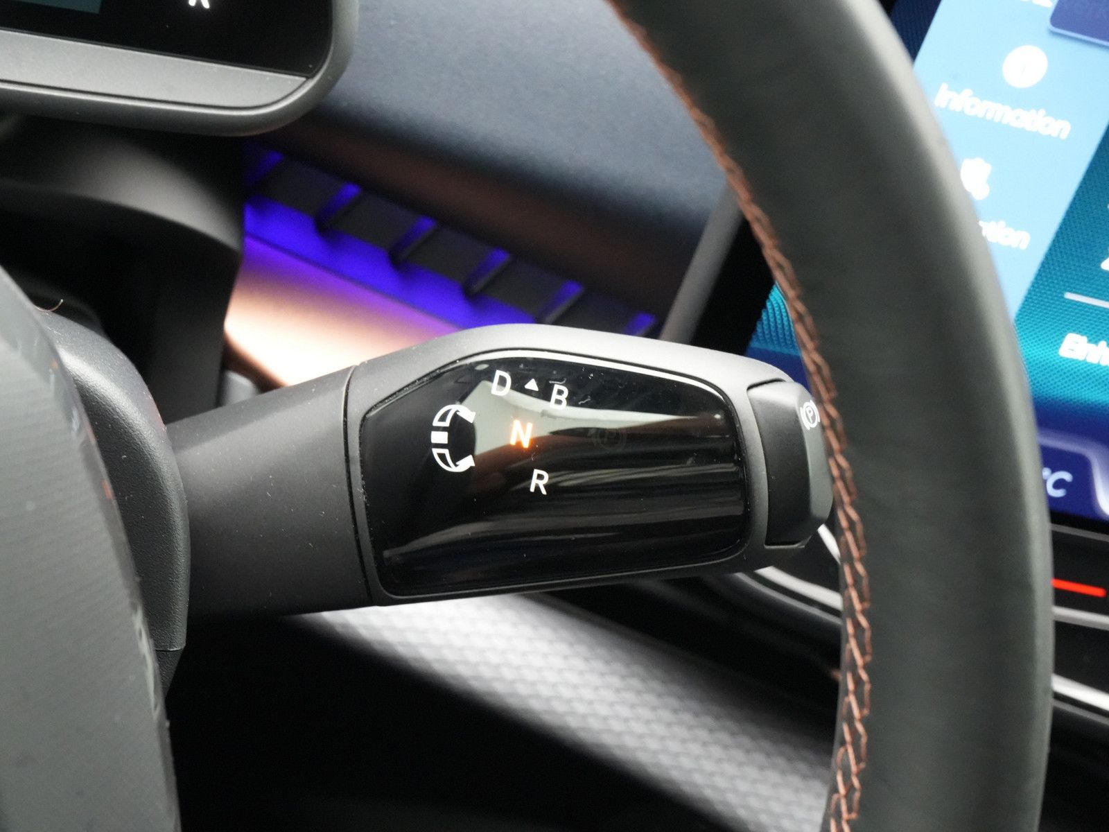 Cupra Tavascan - Bild 13