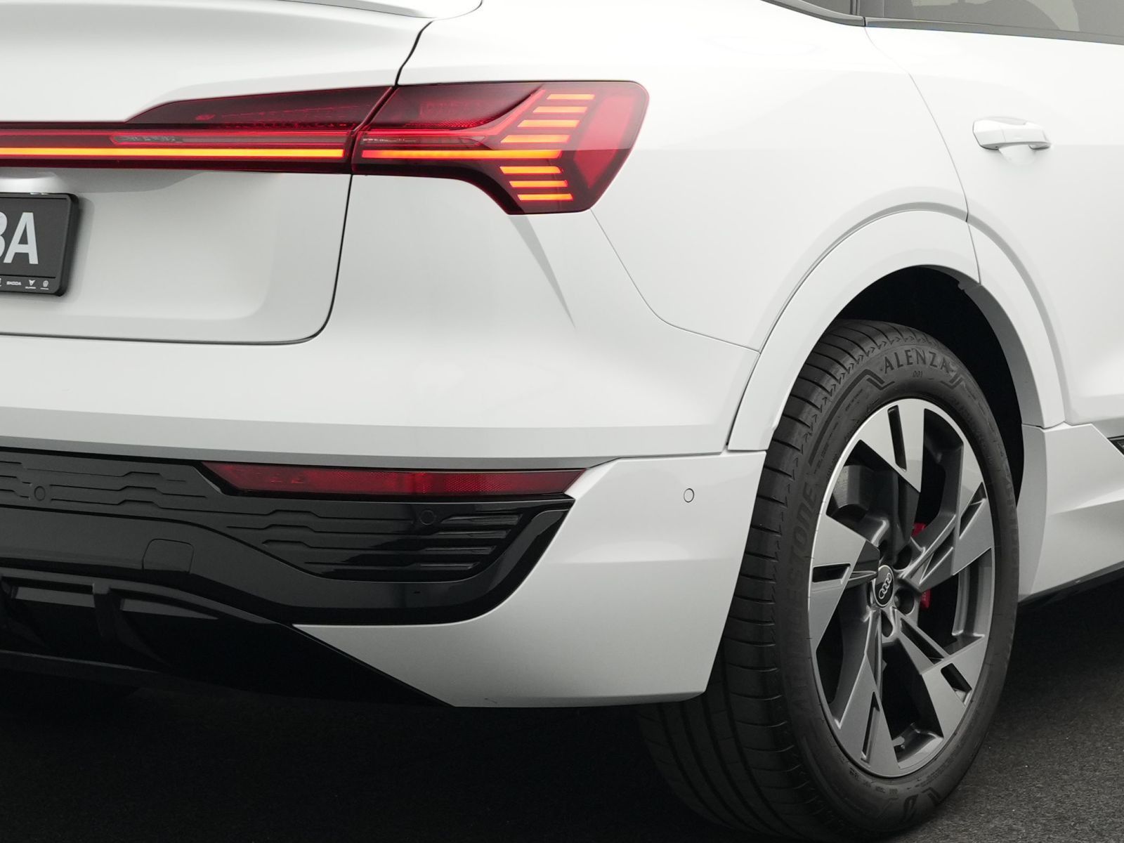 Audi Q8 e-tron - Bild 23