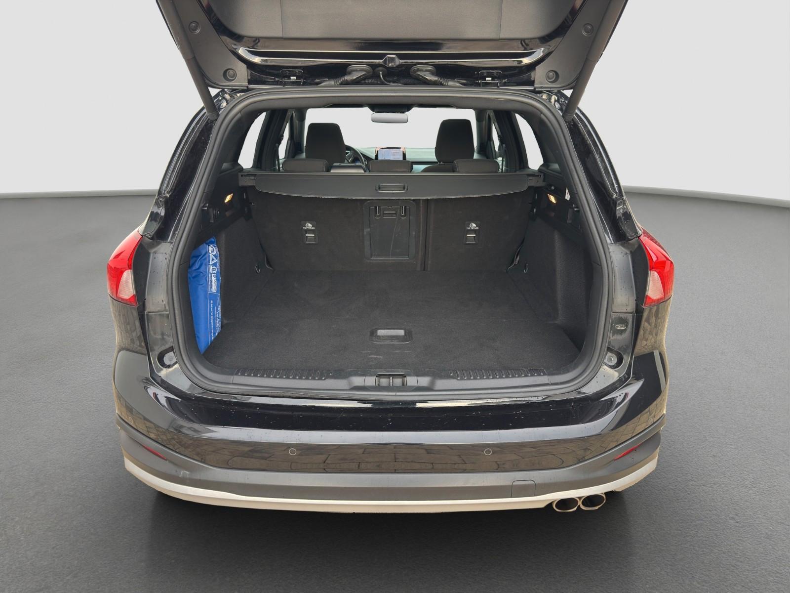Ford Focus Turnier 2.0 EcoBlue Aut. Active X PANO|AHK