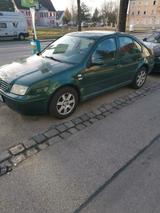 Volkswagen Bora 1.9 TDI  fährt gut  Klim... - Volkswagen Bora mit Diesel-Antrieb: Limousine, mit Klimaanlage