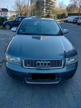 Audi S4 4.2 quattro / Guter Zustand/TÜV/2.Hand