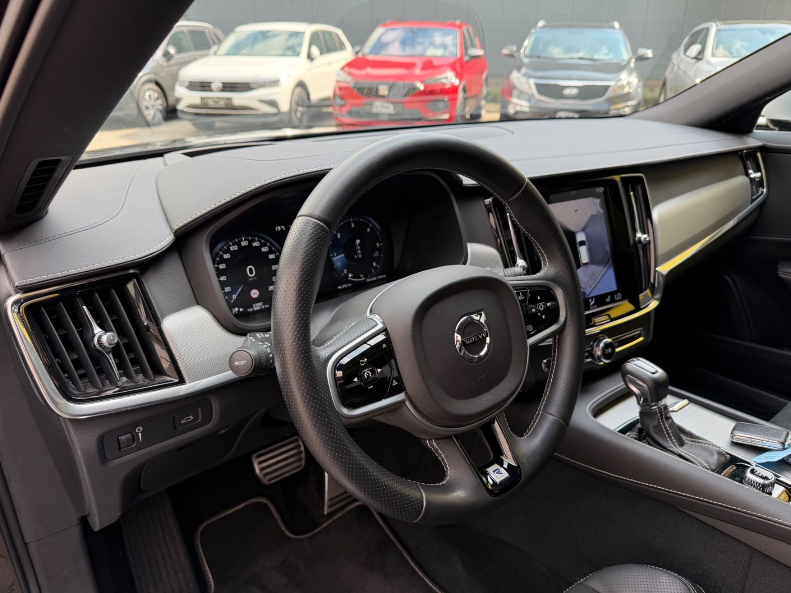 Volvo V90 Kombi R Design AWD/ALLRAD/SPORTPAK*/PANO/KAM foto 14