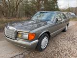Mercedes-Benz SE 260 - Mercedes-Benz S 260