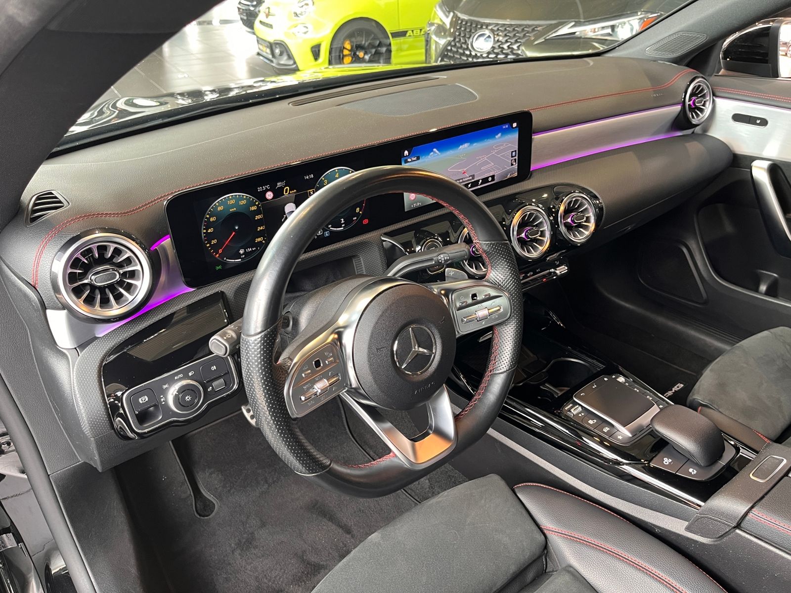 Fahrzeugabbildung Mercedes-Benz CLA -Klasse Shooting Brake 35 AMG 4MAITC 360°