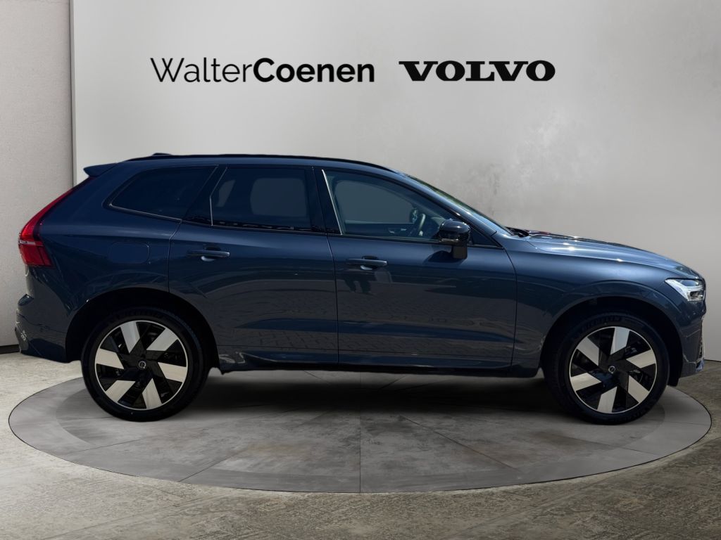 VOLVO XC60 T6 AWD Plug-in Hybrid Plus Dark 360° VOLVO XC60 T6 AWD Plug-in Hybrid Plus Dark 360°