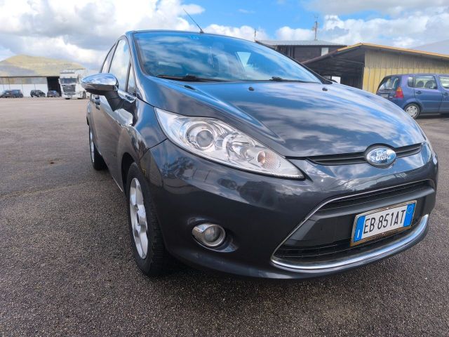 Ford Fiesta 1.4 TDCi 68CV 5 porte Titanium Neopa