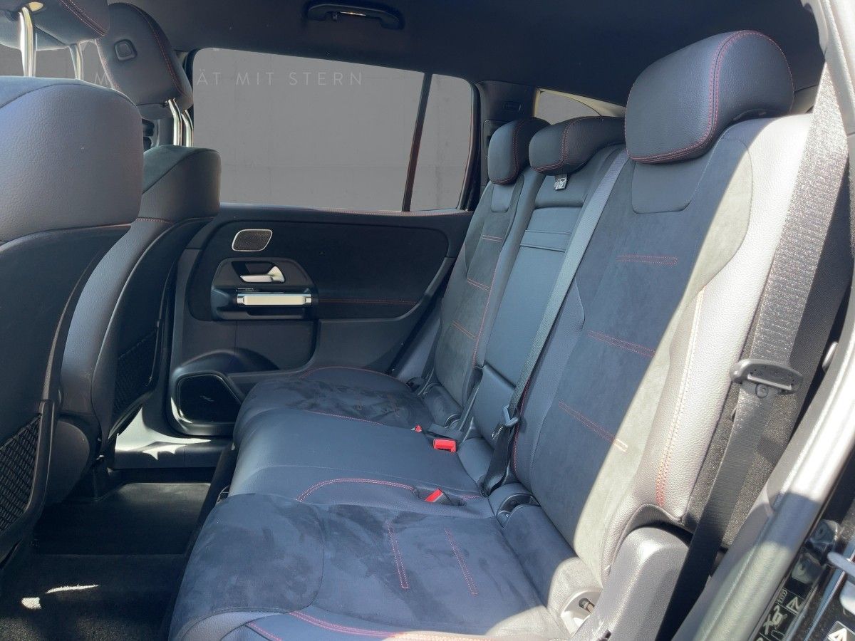 Fahrzeugabbildung Mercedes-Benz GLB 220 d 4M AMG/Night/360°/AHK/19''