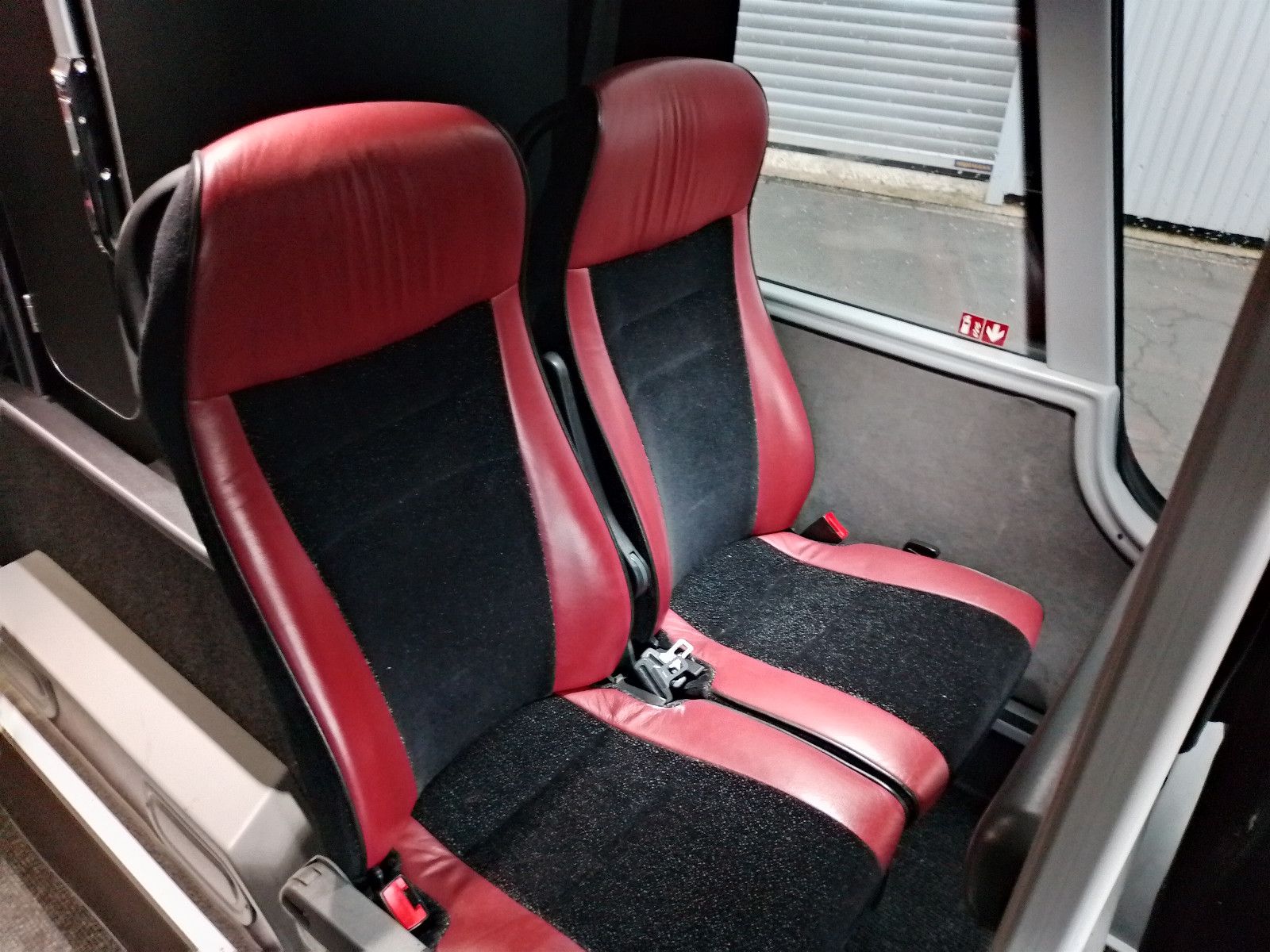 VANHOOL  2018 - Image 44 of 50