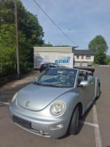 Volkswagen New Beetle 2.0 Benzin Convertible - gebrauchte VW Beetle aus dem Jahr 2004