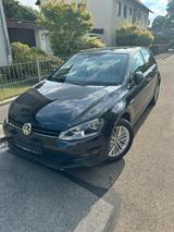 Volkswagen Golf VII Lim. Cup BMT,Nav,Frsch,Wenig Km,8xReif. - Gebrauchtwagen bis 10.000 Euro