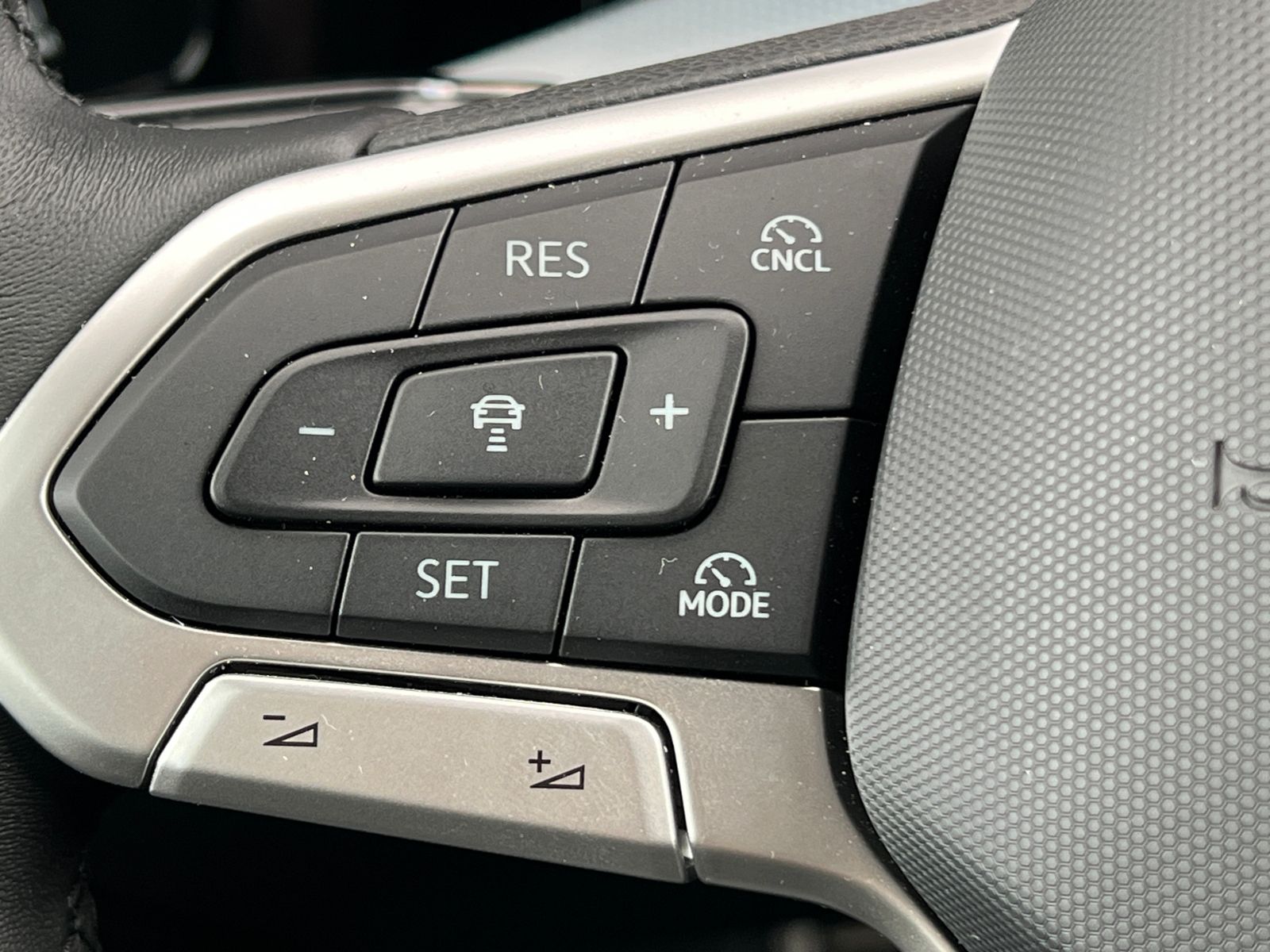 Fahrzeugabbildung Volkswagen Golf VIII GOAL 1.5 TSI *LED, App-Connect, 16'-LM