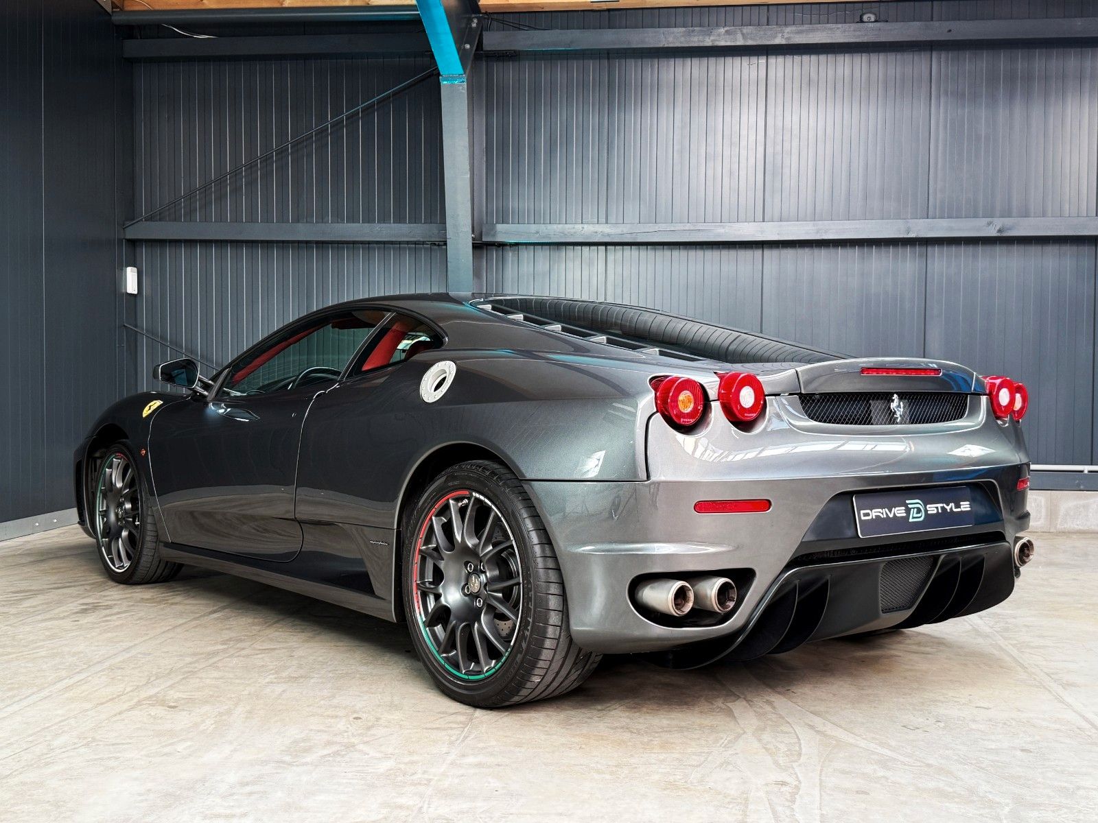 Fahrzeugabbildung Ferrari F430 F1 + Grigio Silverst. + 2.Hand + Scheckheft