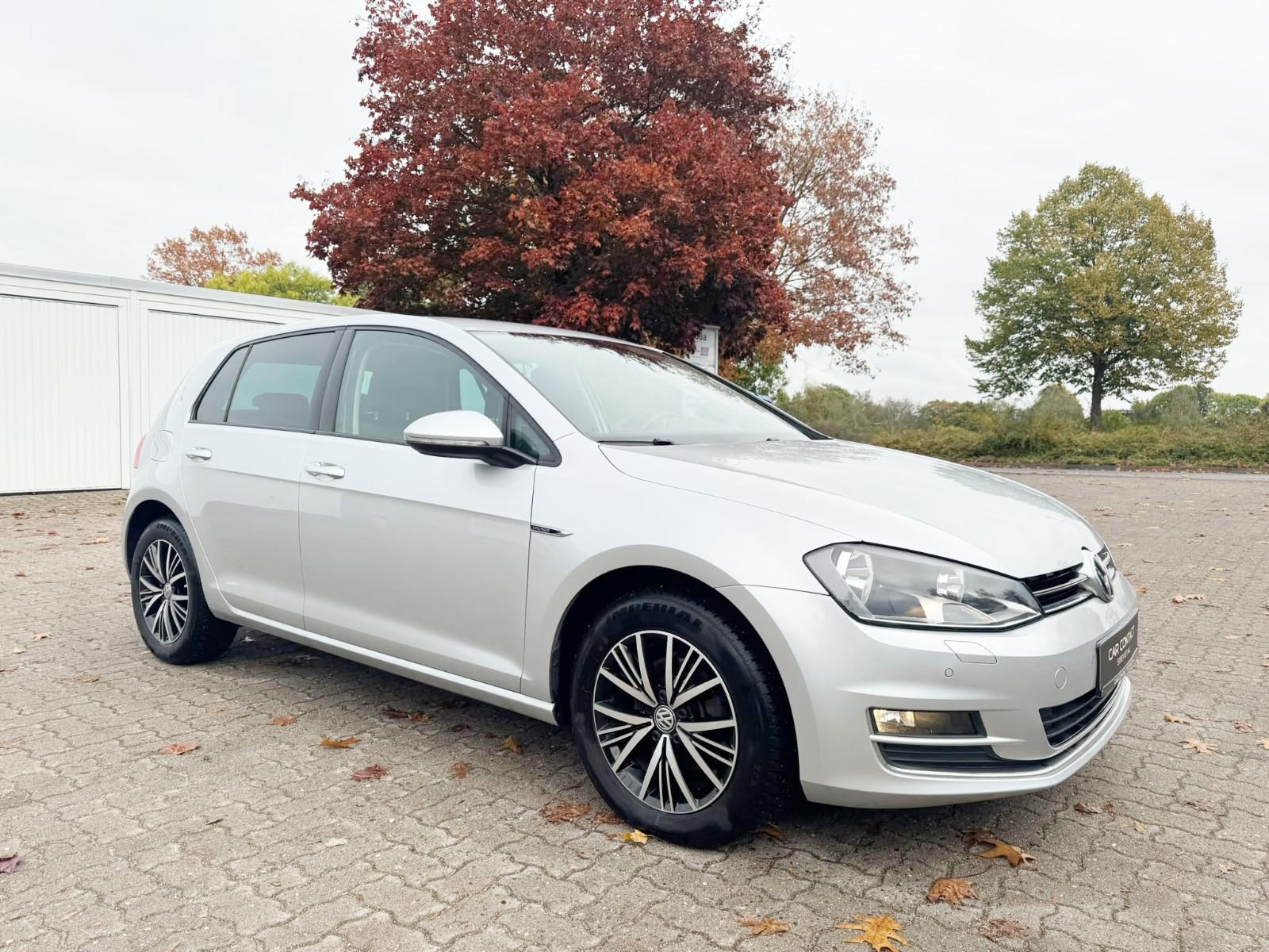 Volkswagen Golf 1.4 TSI DSG BMT LOUNGE*NAVI*SHZ*PDC*TEMPOMA