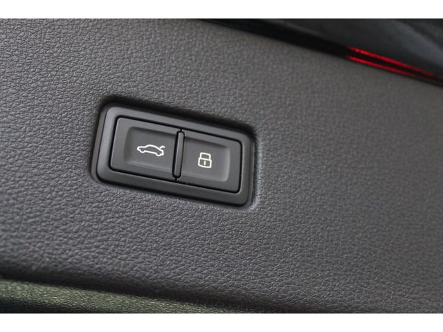 Q8 55 TFSI e qu. S-Line - Tour*Kamera*HUD*MTRX*1