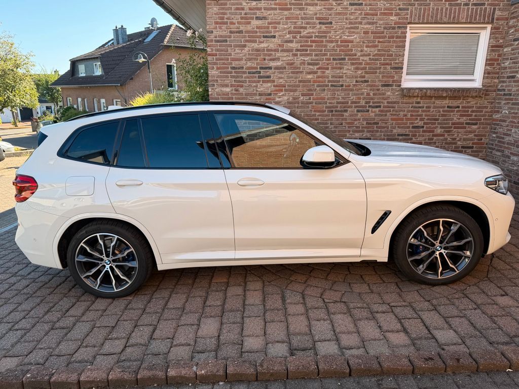 Image of BMW X3