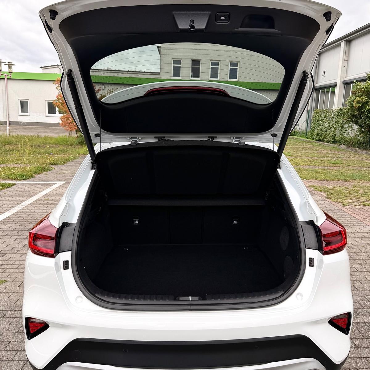 Kia XCeed Black Xdition *LED *JBL *Keyless *Garantie