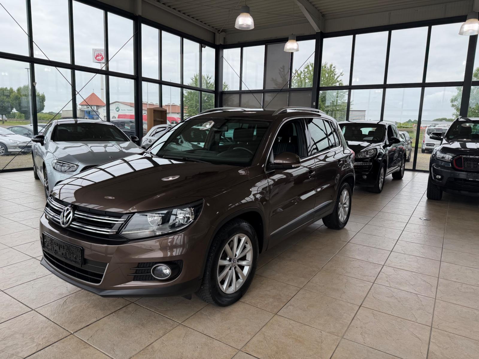 Volkswagen Tiguan Lounge Sport & Style BMT