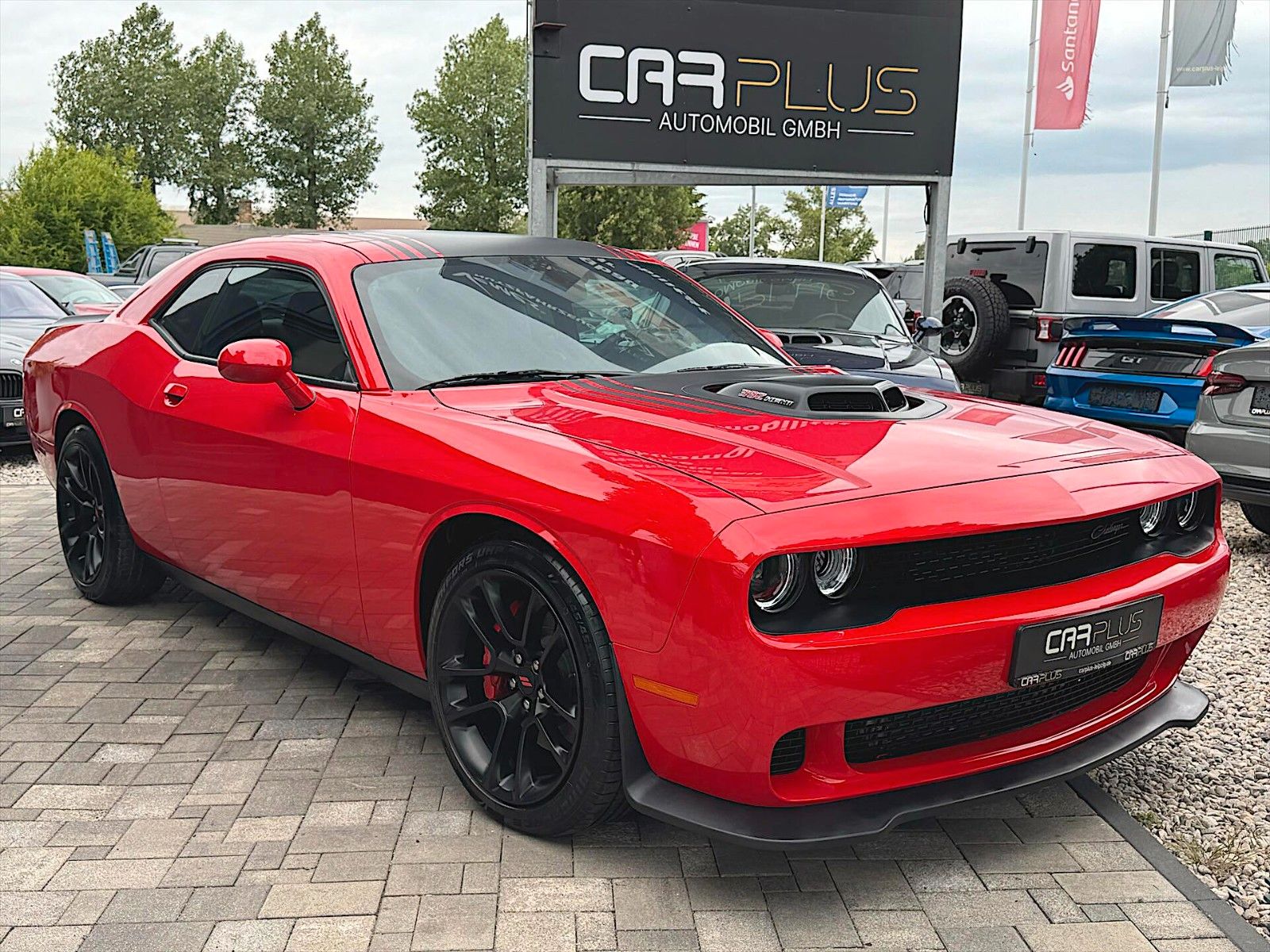Fahrzeugabbildung Dodge Challenger 6.4 V8 SRT 392 SCAT PACK SHAKER R/T