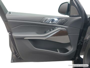 BMW X7 - 9