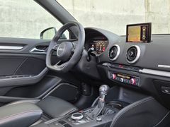 AUDI S3 Cabrio 8V 2.0 TFSI 2019 quattro aus 2. Hand