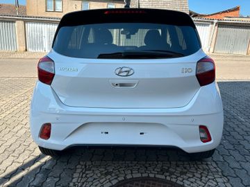 Hyundai i10 1.0 CONNECT & GO - NAVI - SOFORT