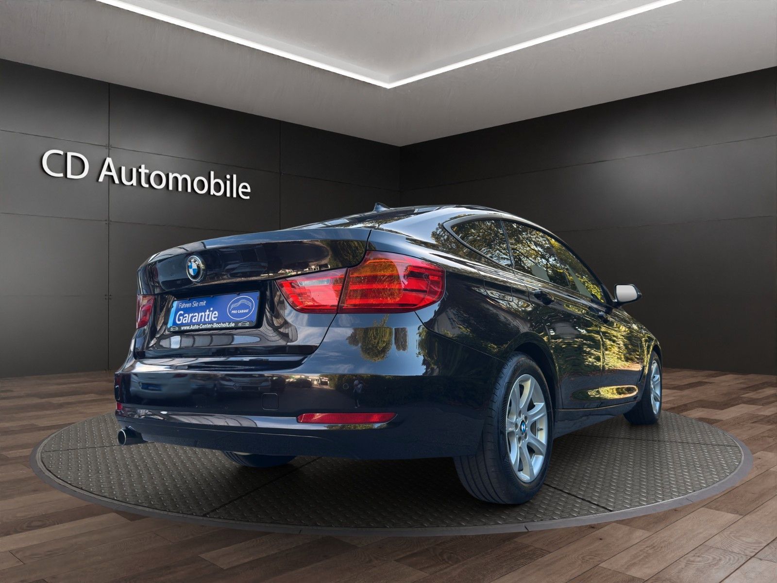 Fahrzeugabbildung BMW 318 d Gran Turismo Automatik/Klimaaut./Leder+Shz