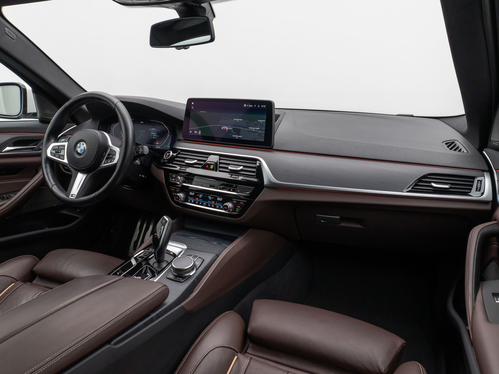 Fahrzeugabbildung BMW 540d xD M Sport Kamera Laser HUD DAB H/K Komfort
