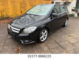Mercedes-Benz B 200 Auto Navi Leder PDC - gebrauchte Mercedes-Benz B 200 aus dem Jahr 2013