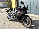 Honda CBR 125 R - HONDA CBR 125